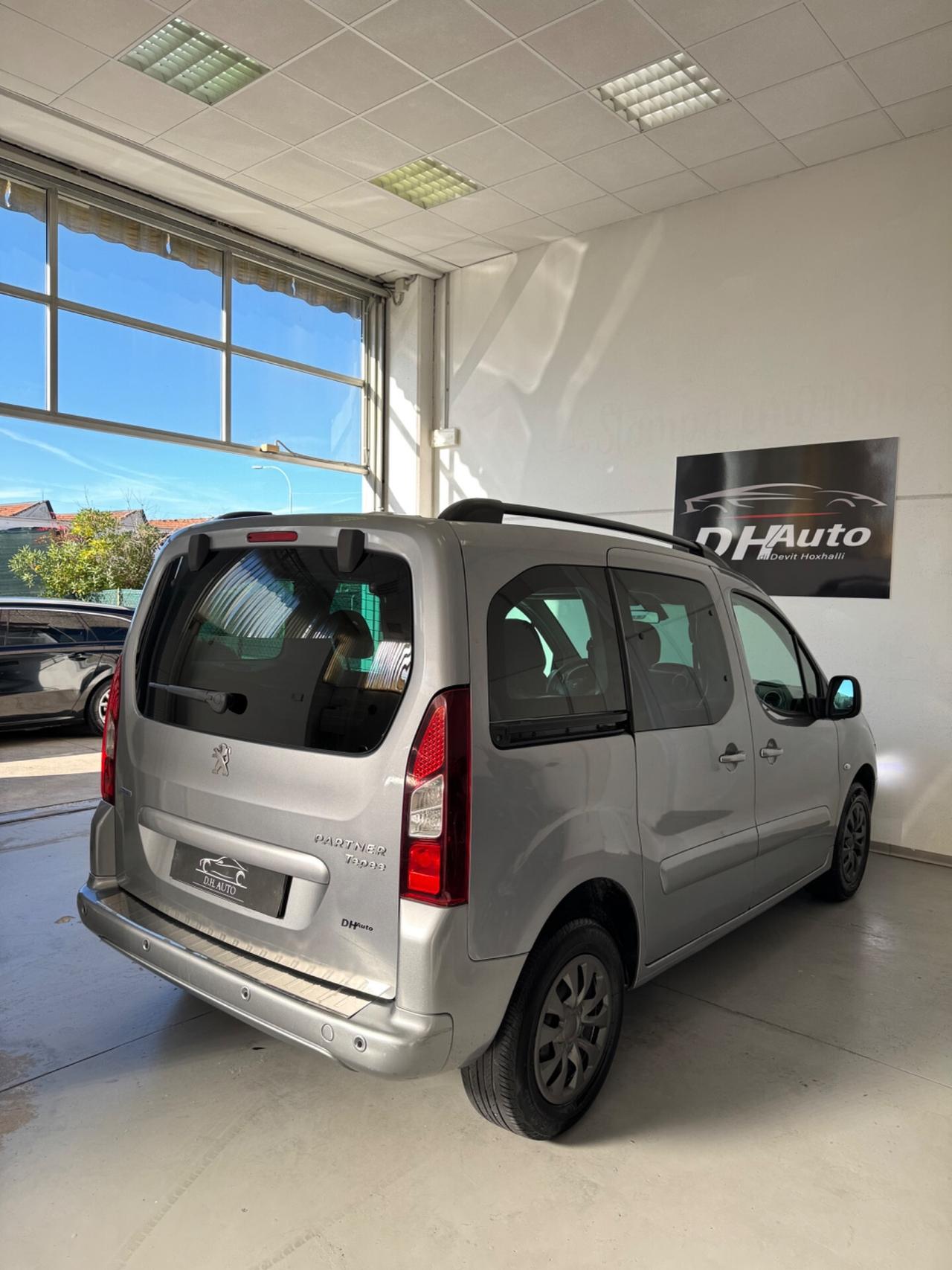 Peugeot Partner Tepee BlueHDi 100 Outdoor