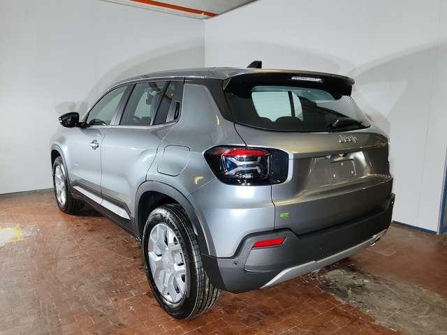 Jeep Avenger 1.2 e-hybrid 100cv Altitude +AMC 36 Rate 194,07