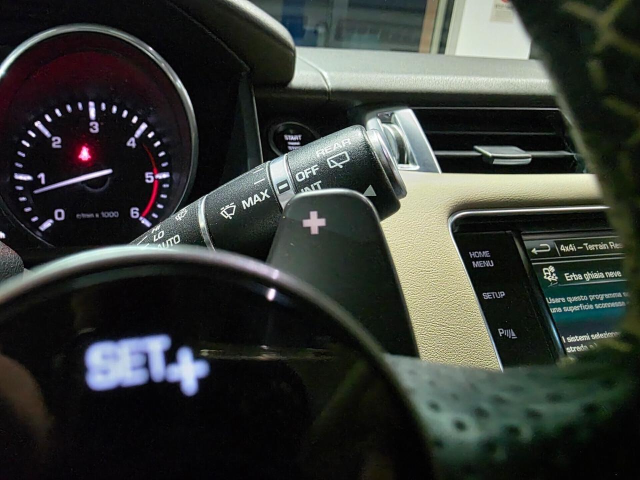 Land Rover Range Sport 3.0 TDV6 HSE Dynamic