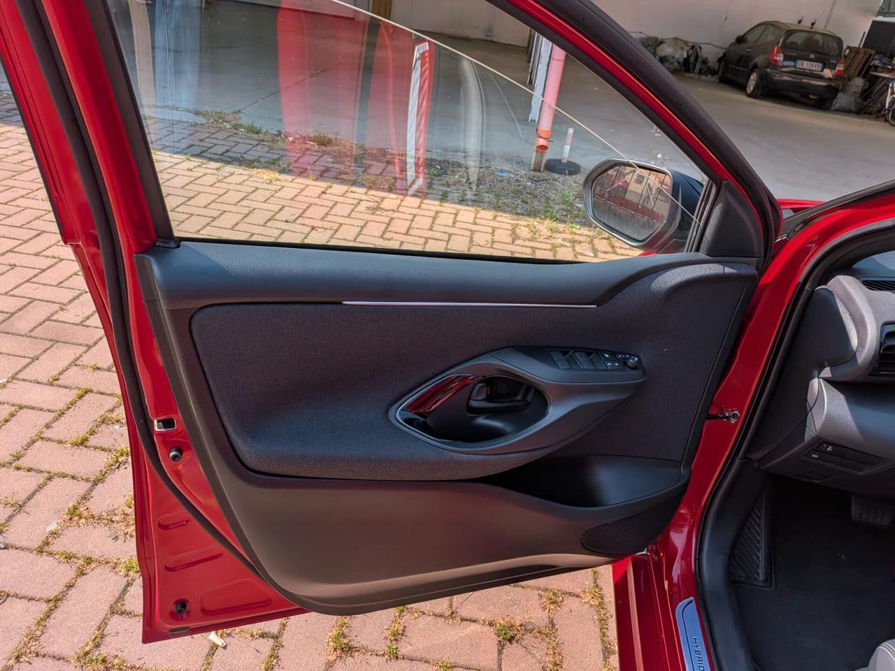 Toyota Yaris 1.5 Hybrid 5 porte Lounge