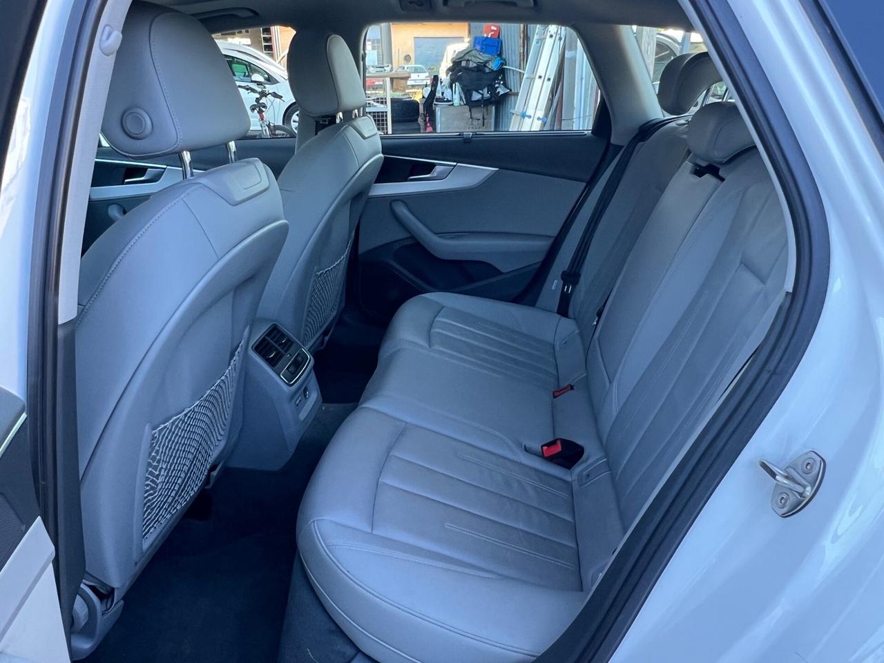 Audi A4 Avant 40 TDI S tronic Business Advanced