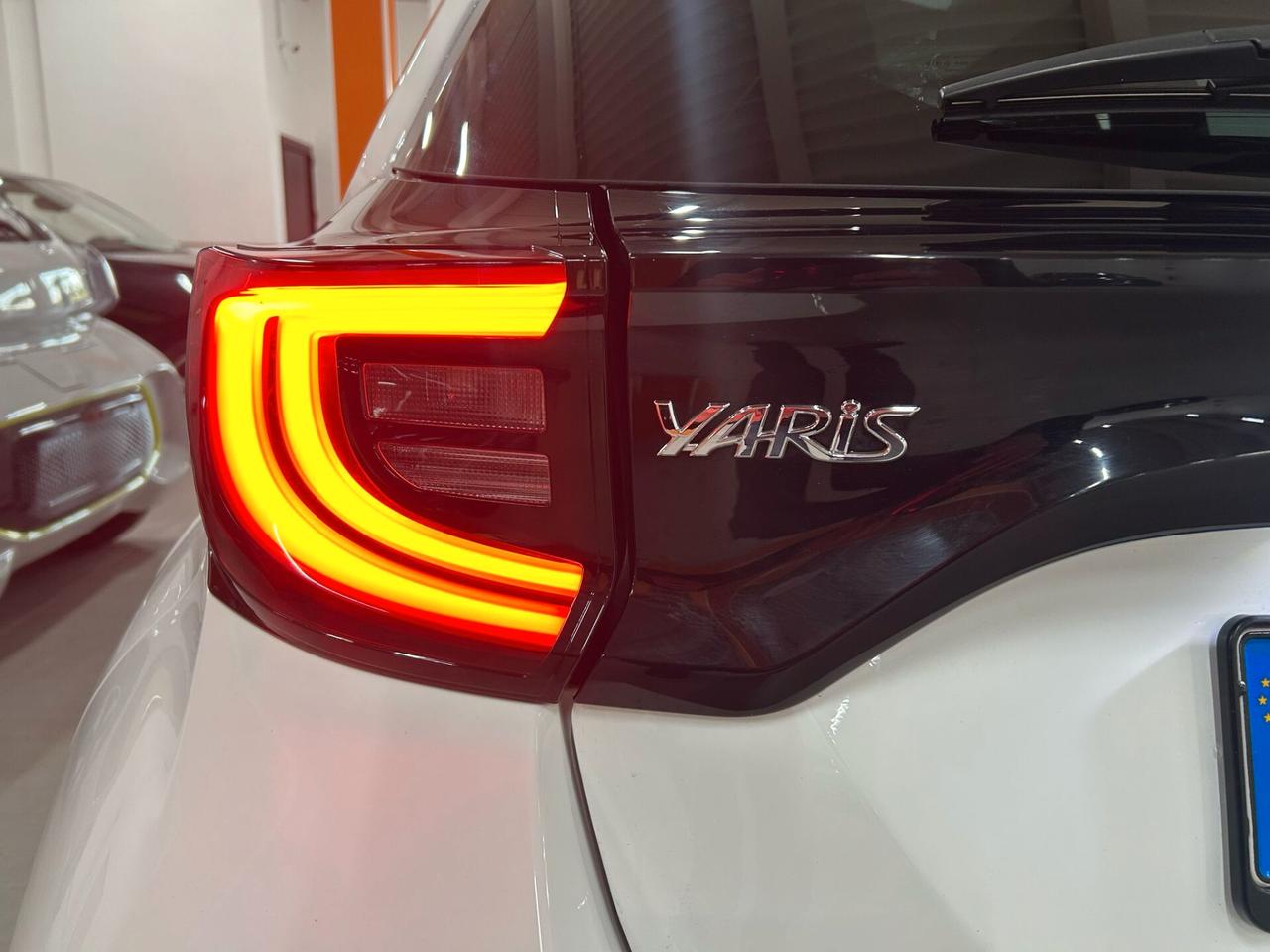 Toyota Yaris 1.5 Hybrid 5 porte Lounge