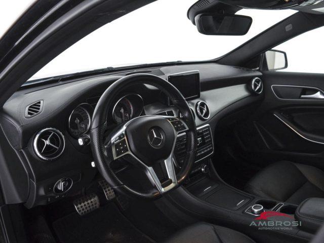 MERCEDES-BENZ GLA 220 CDI 4MATIC 220 CDI Automatic 4Matic Premium - PER