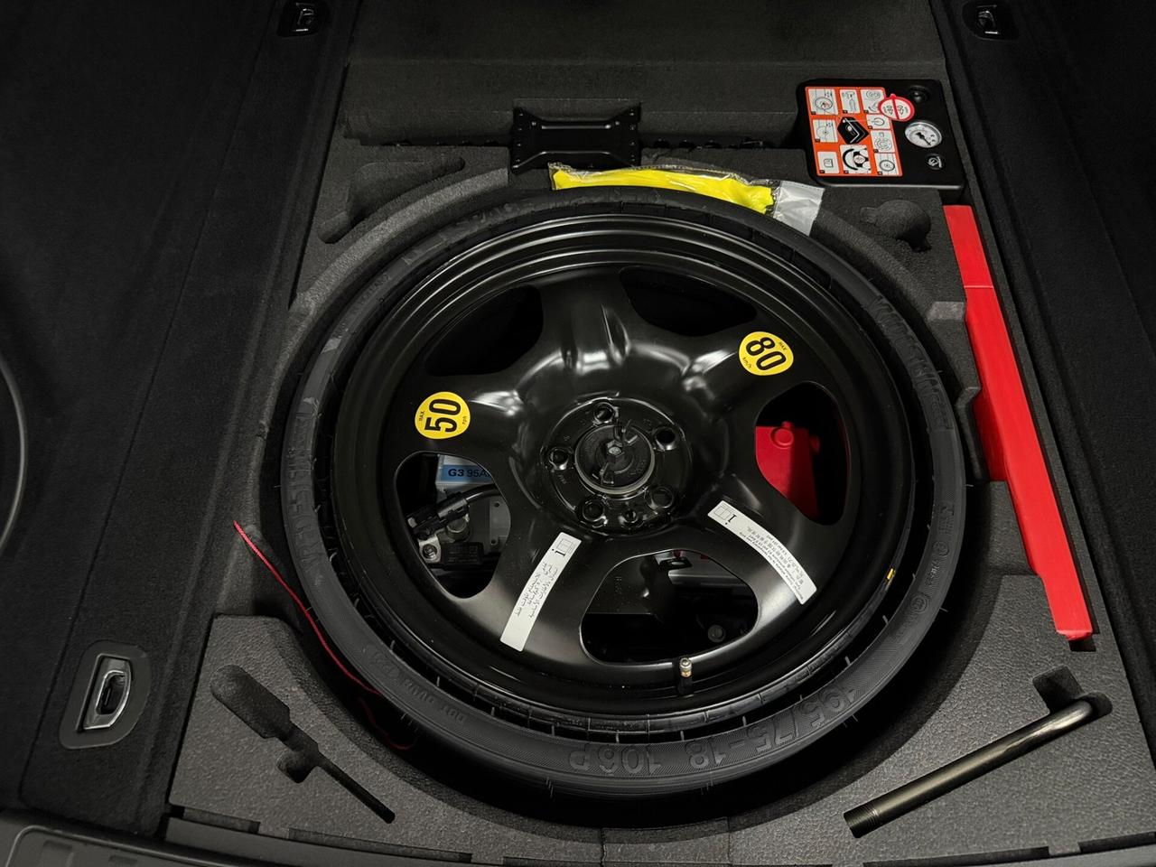 2.2 TD 190 CV EXECUTIVE Q4 19" HARMAN KARDON + SUBWOOFER