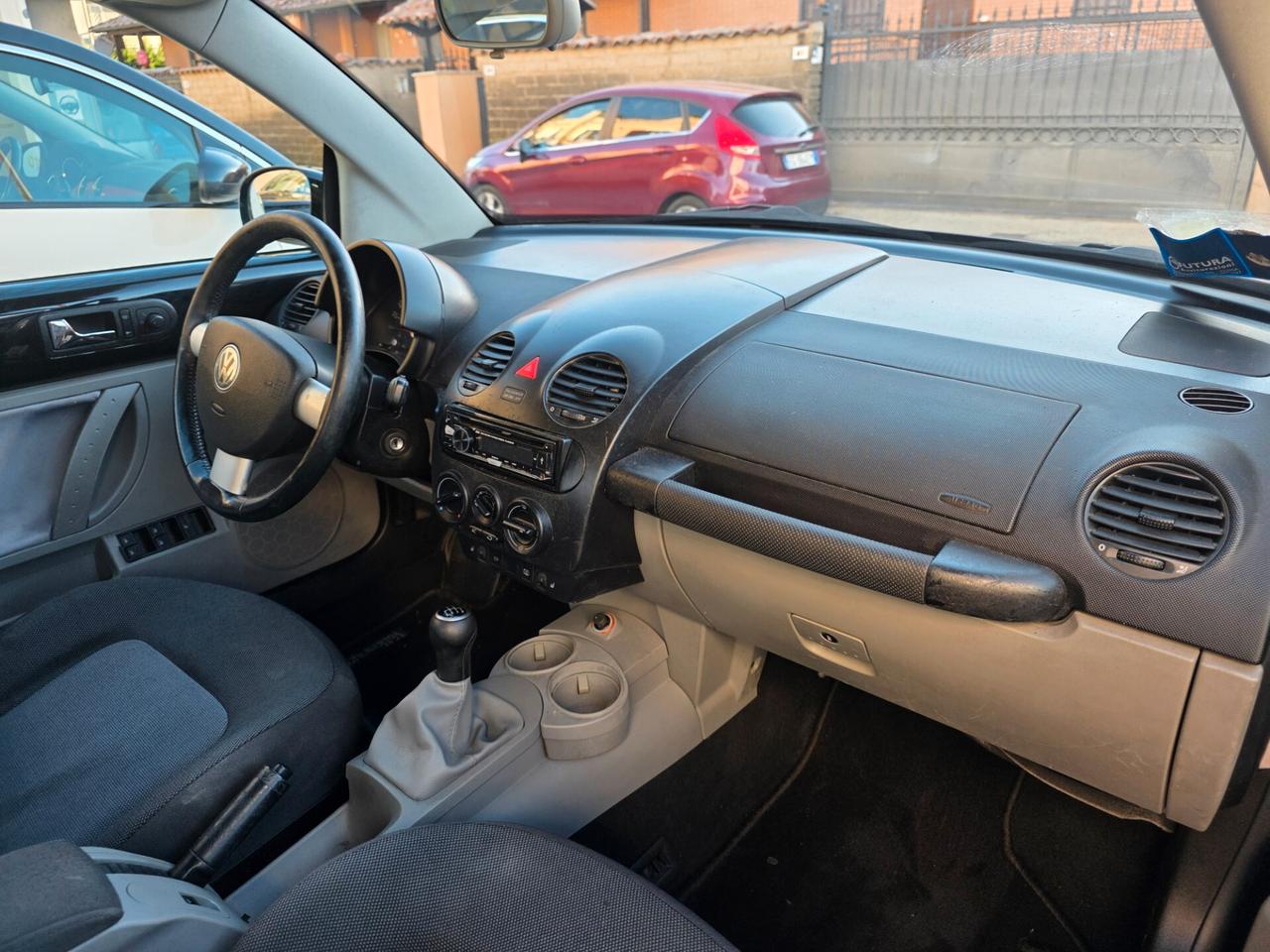 Volkswagen New Beetle 1.9 TDI 105CV Cabrio