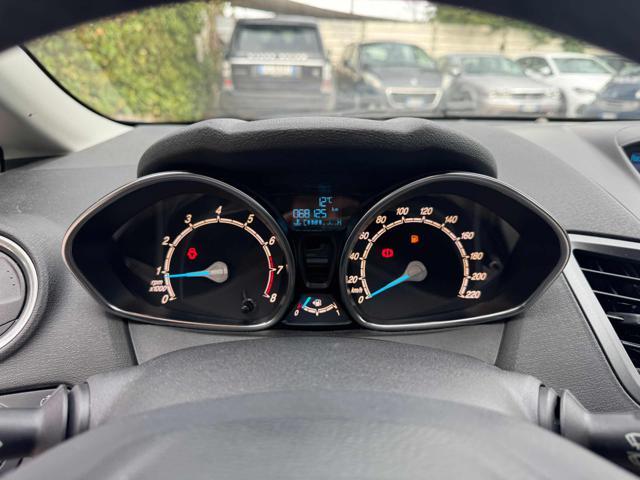 FORD Fiesta 1.0 80CV 5 porte Black & White Edition