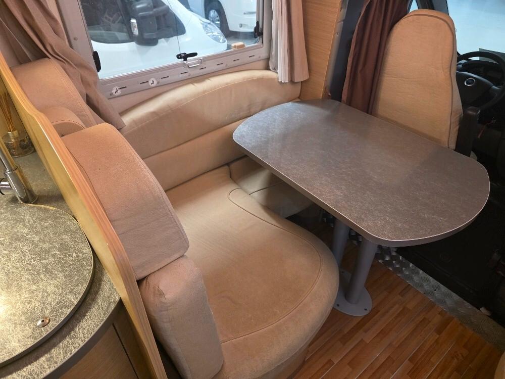 CAMPER ROLLER TEAM PEGASO GARAGE LIVING