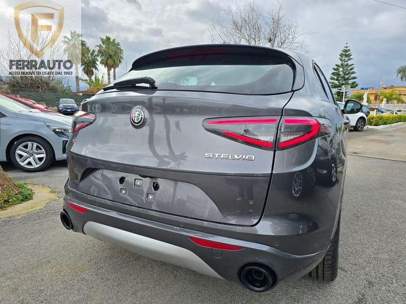 Alfa Romeo Stelvio 2.2 Turbodiesel 210 CV AT8 Q4 Veloce