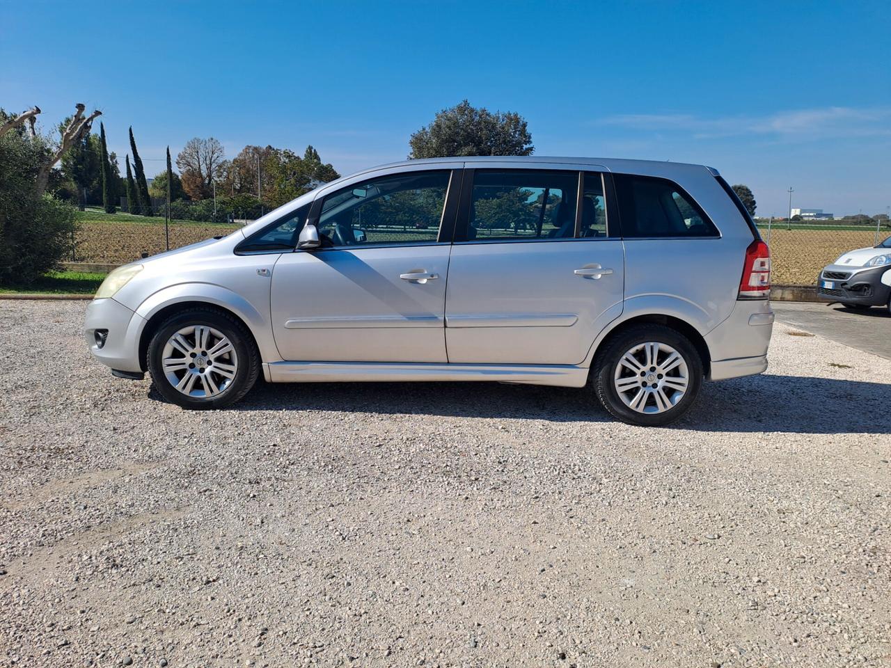 Opel Zafira 1.6 16V ecoM 94CV Edition metano