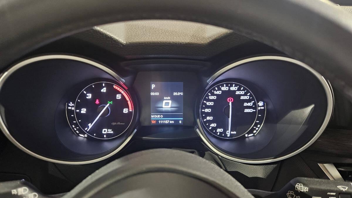 Alfa Romeo Stelvio 2.2 t Business rwd 160cv auto my19