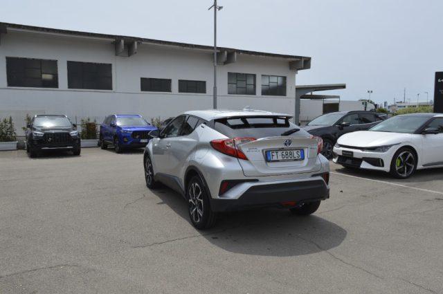 TOYOTA C-HR 1.8 Hybrid E-CVT Trend