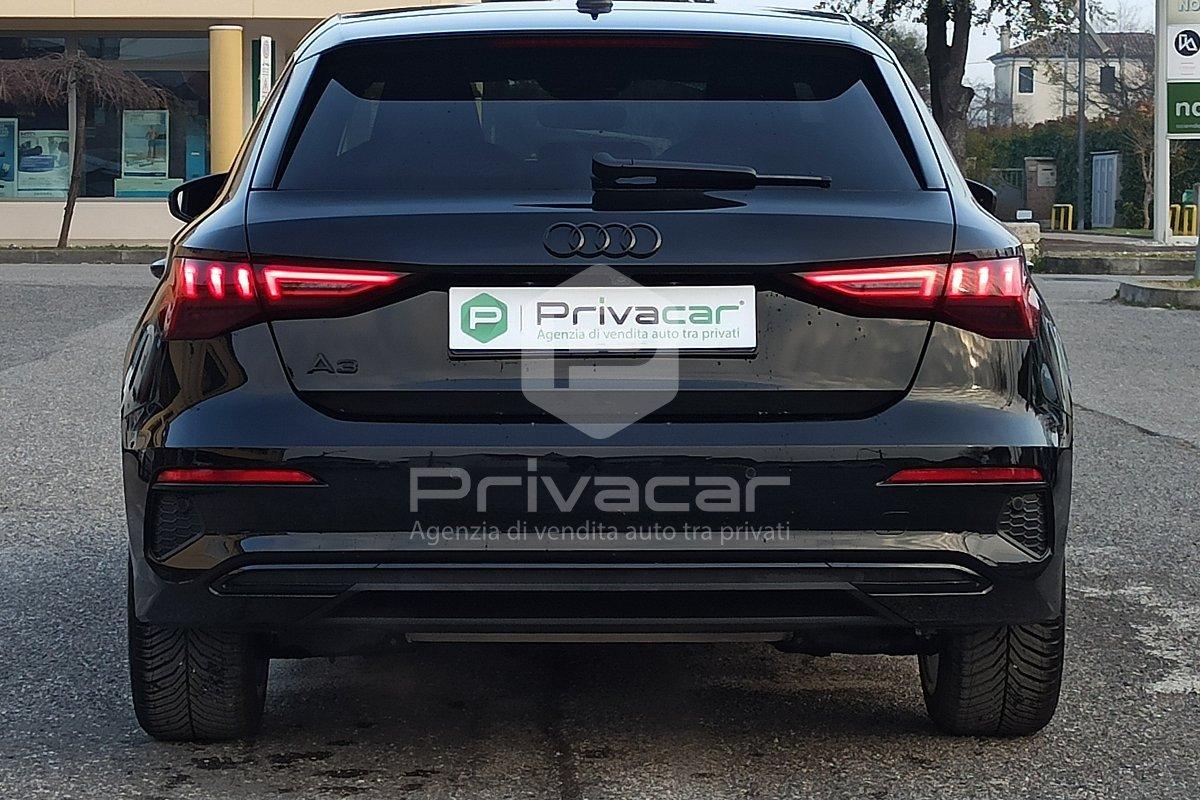 AUDI A3 SPB 35 TFSI S tronic Identity Black