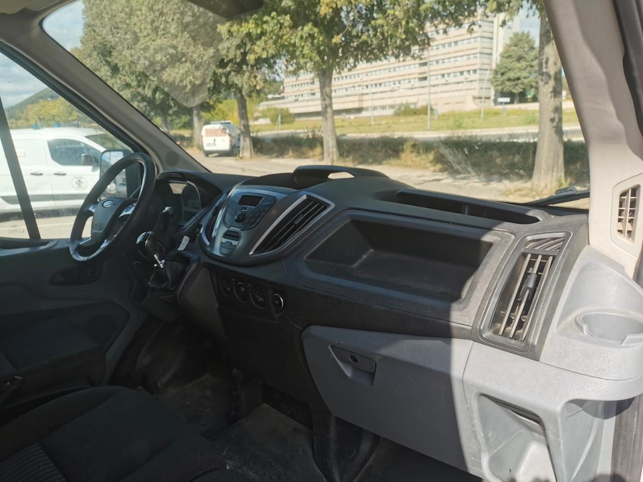 Ford Transit 2.0 DIESEL /OK PERMUTE/UNICO PROPRIETARIO