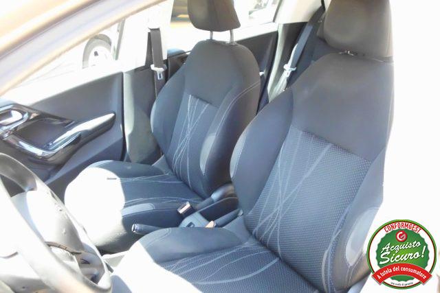 PEUGEOT 208 1.4 8V HDi 68CV 5p. Allure