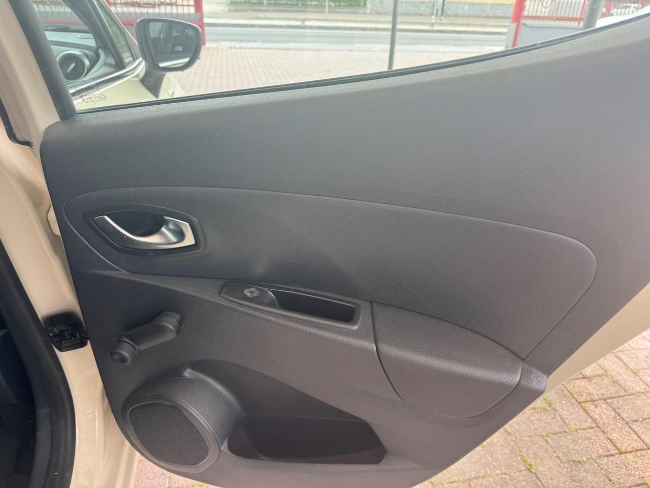 Renault Clio Duel 1.5 ENERGY dCi 75 Eco2 #5518