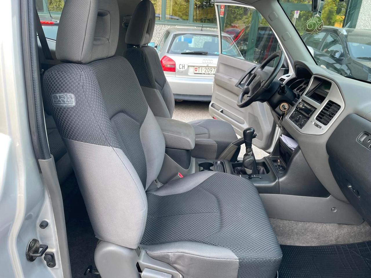 Mitsubishi Pajero 3.2 16V DI-D 3p. GLS2