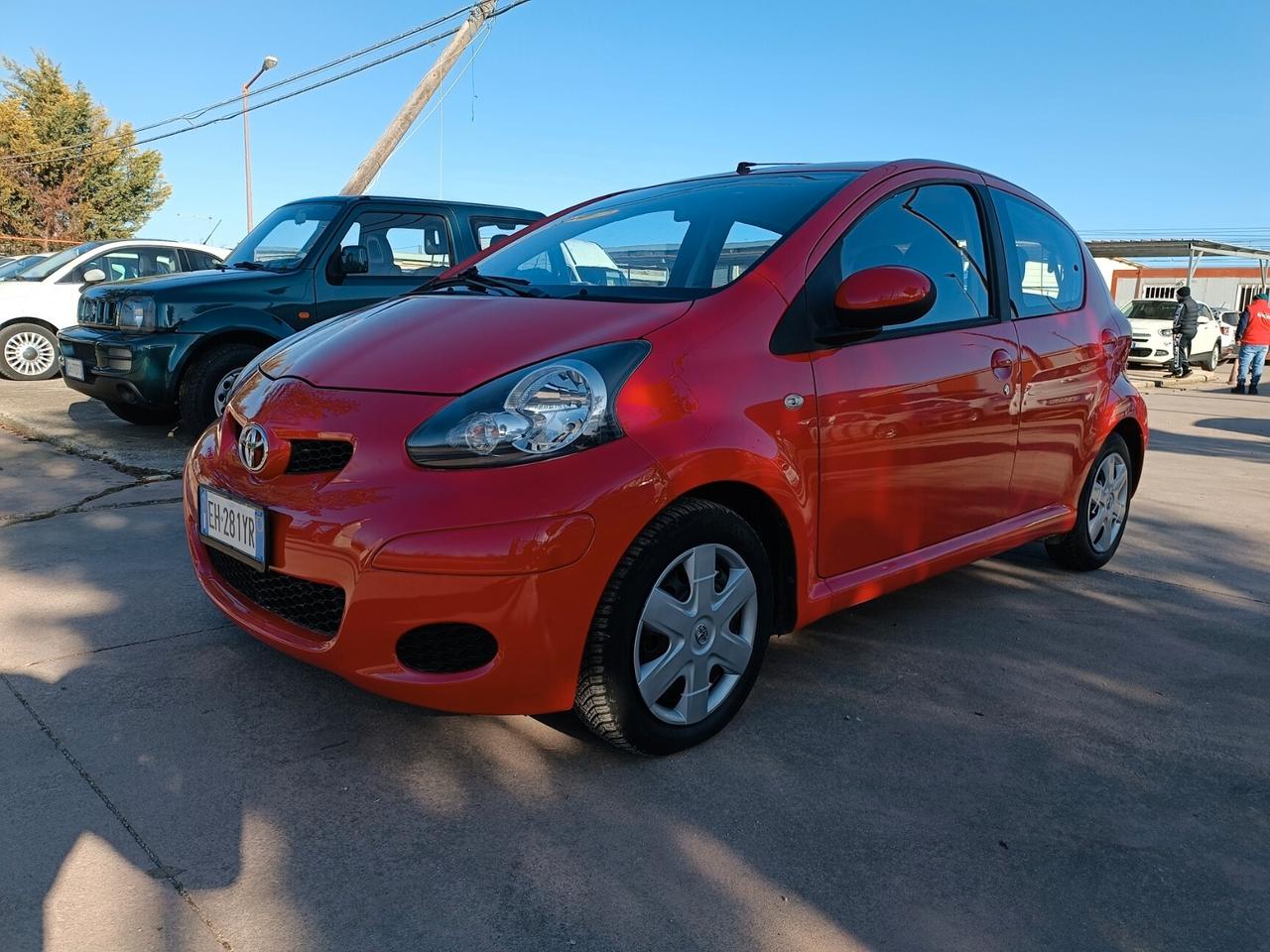Toyota Aygo 1.0 12V VVT-i 5 porte