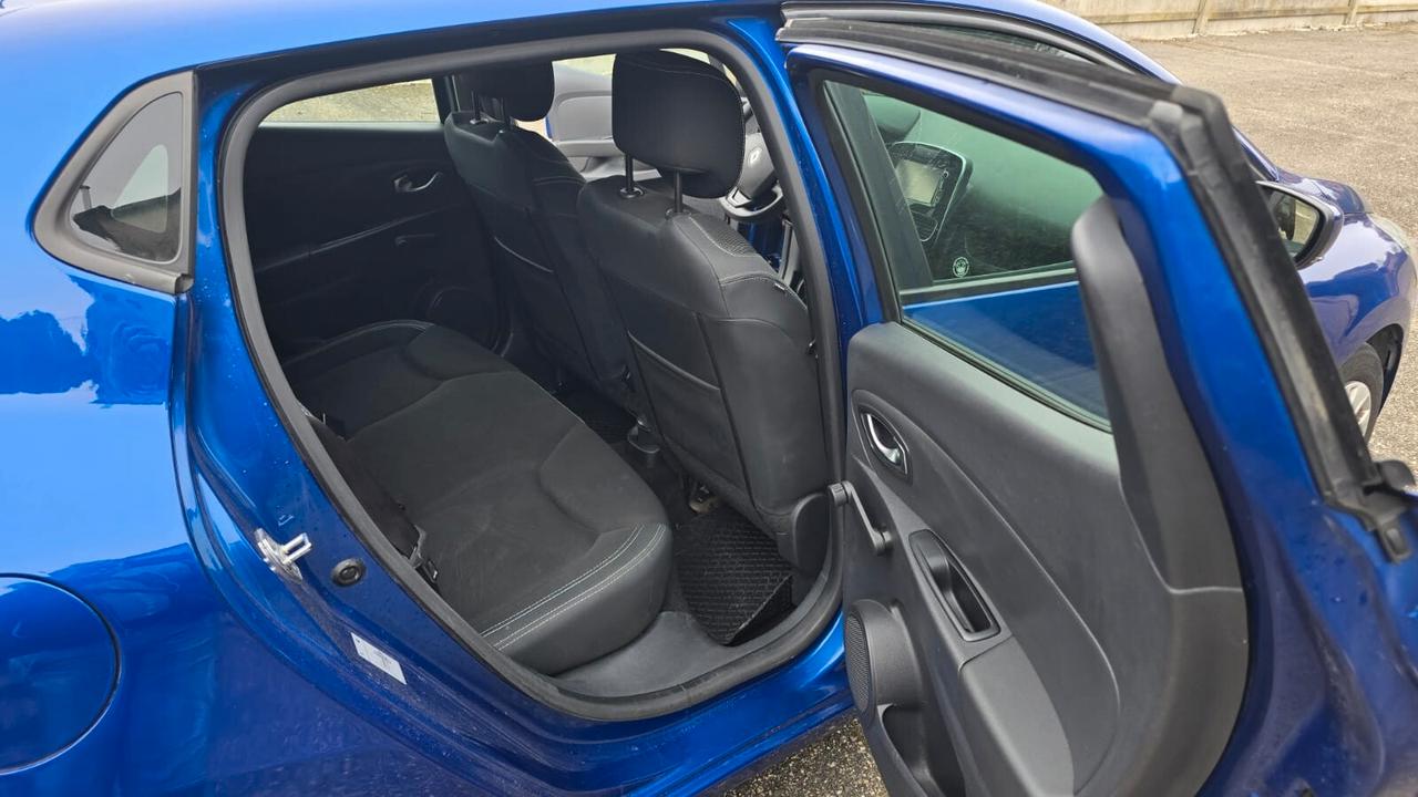 Renault Clio TCe 12V 90 CV GPL 5 porte Moschino Intens