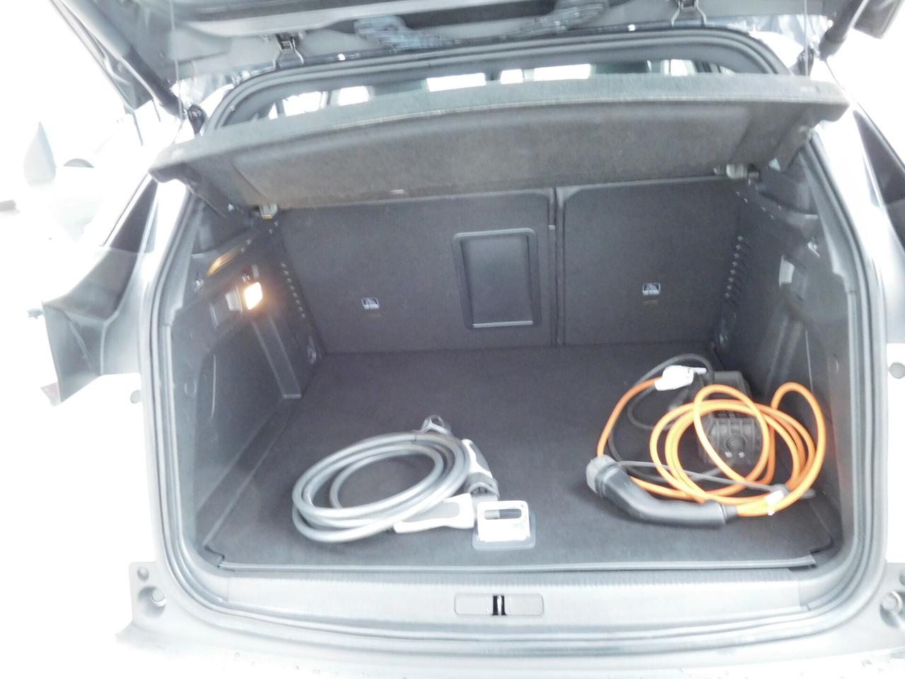 Peugeot 3008 Hybrid4 300 e-EAT8 GT Pack 4X4