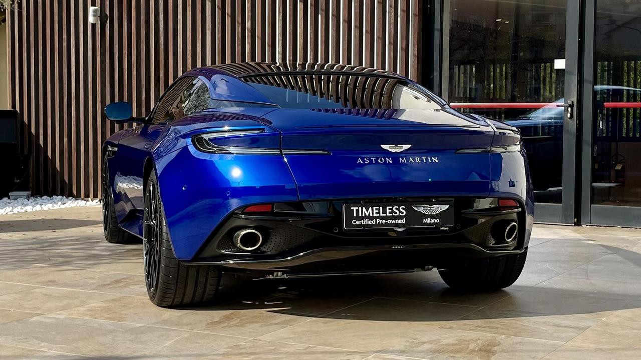 ASTON MARTIN DB12 Coupe 4.0 V8 auto