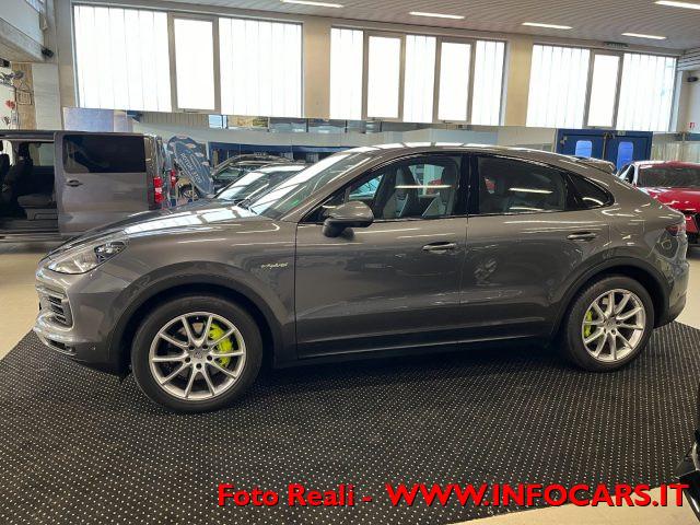 PORSCHE Cayenne Coupé 3.0 V6 E-Hybrid PHEV 5 POSTI Iva Esposta