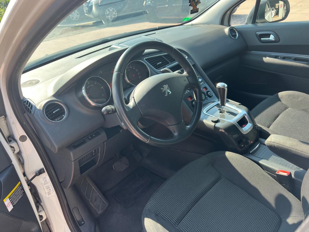 Peugeot 5008 1.6 e-HDi 112CV Stop&Start cambio robotizzato Family