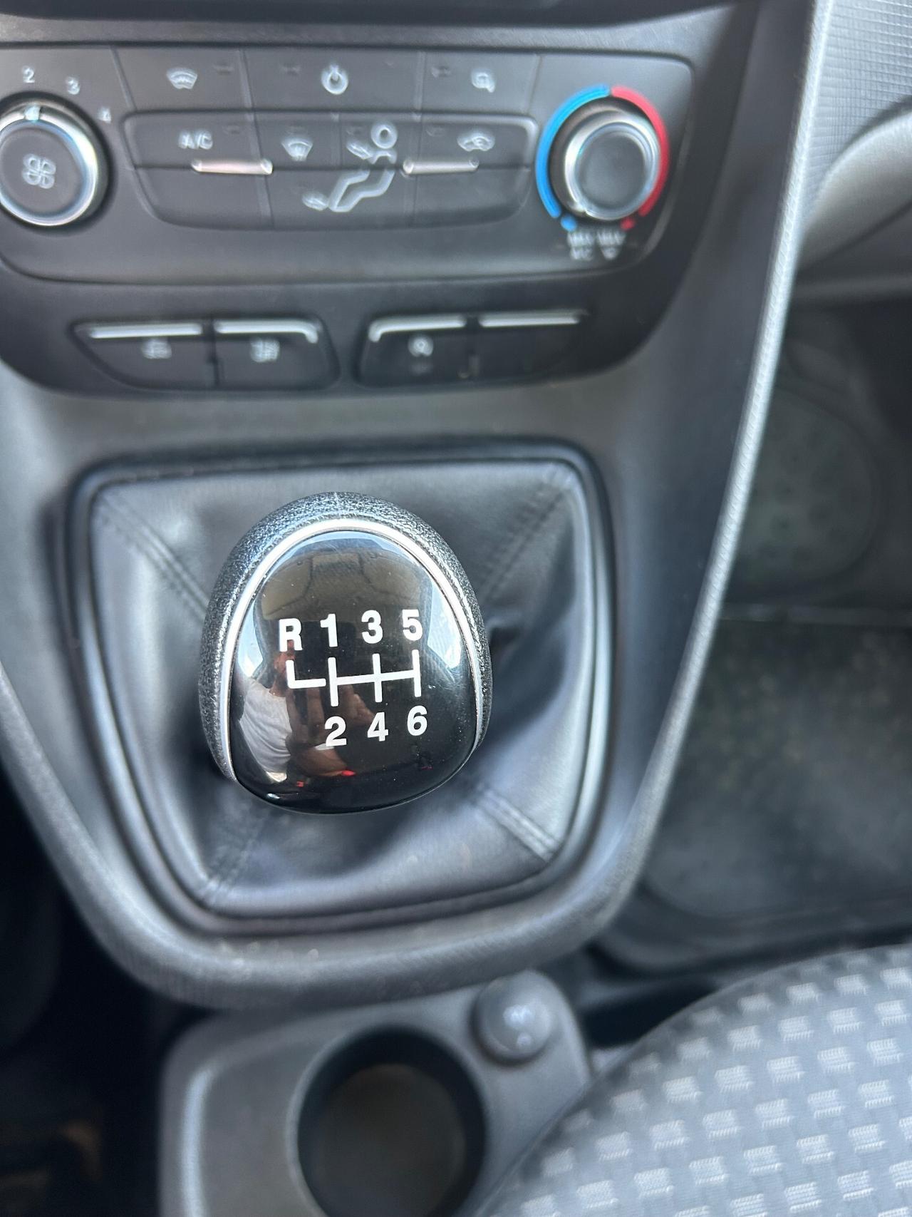 Ford Transit Connect 1.5 TDCi 120CV