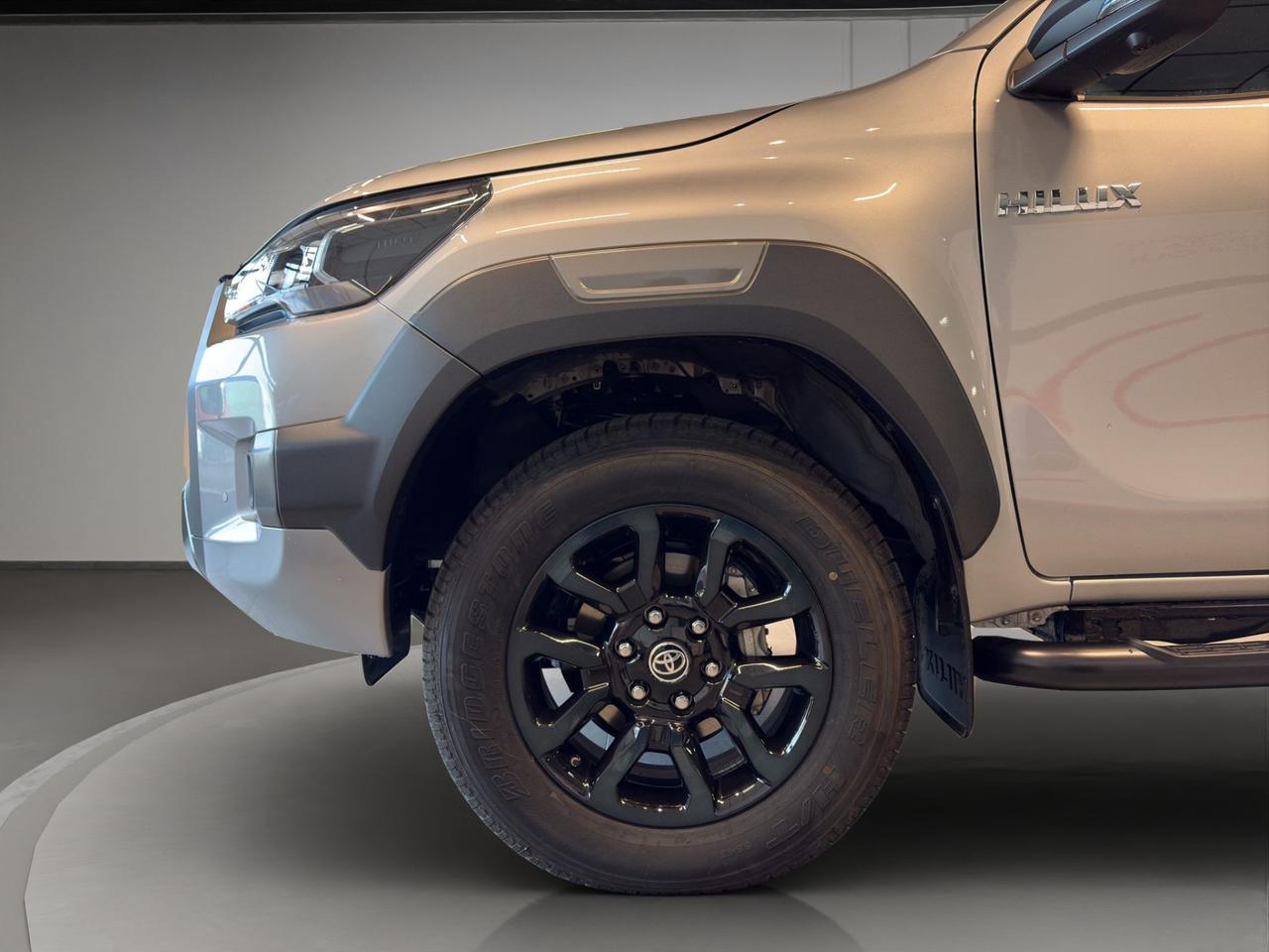 Toyota Hilux 2.8 d-4d 48V double cab Invincible