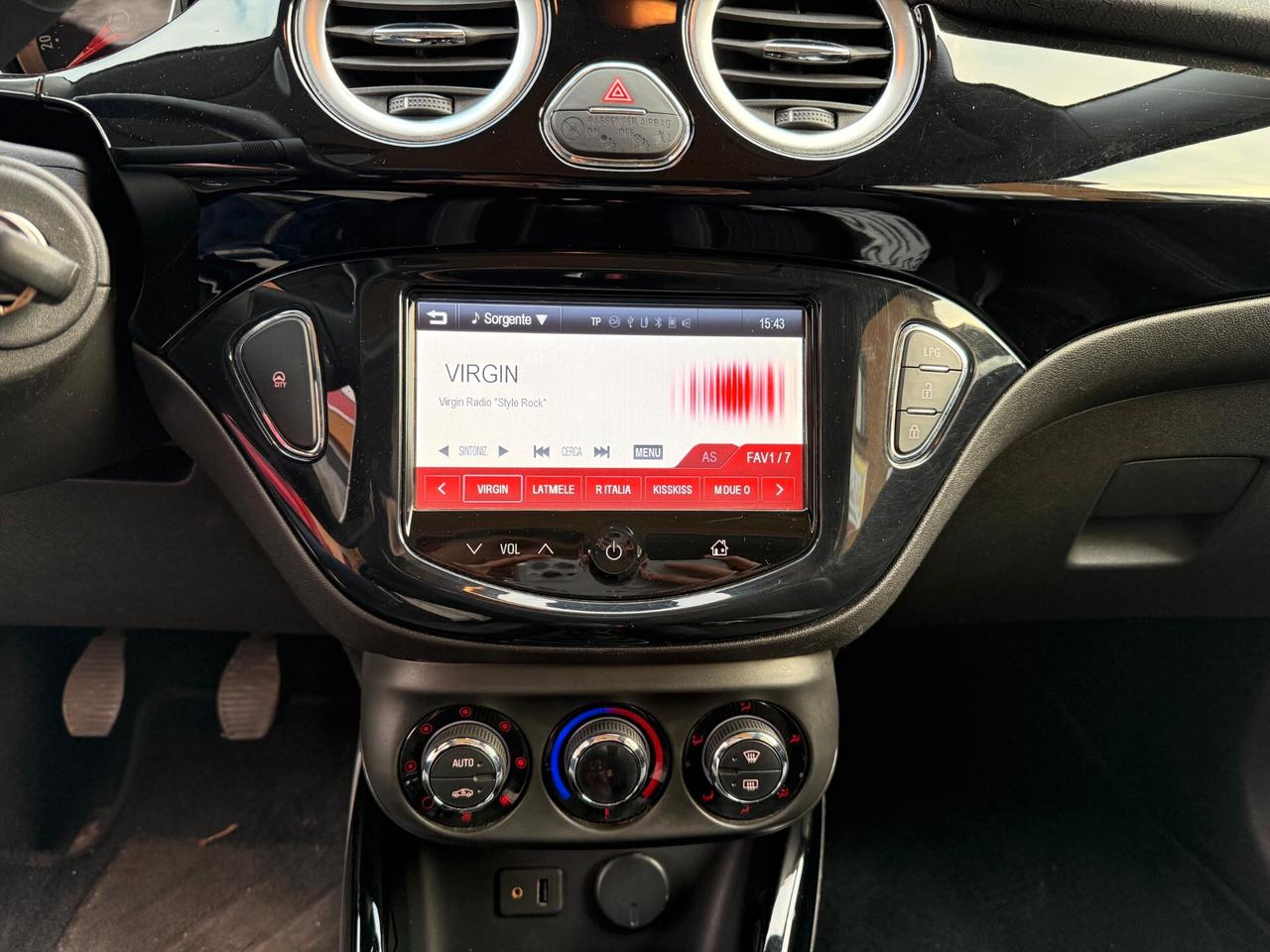 Opel Adam 1.4 87 CV GPL TETTO PANORAMICO