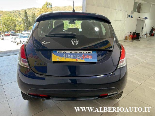 LANCIA Ypsilon 1.2 69 CV 5 porte GPL Ecochic Silver