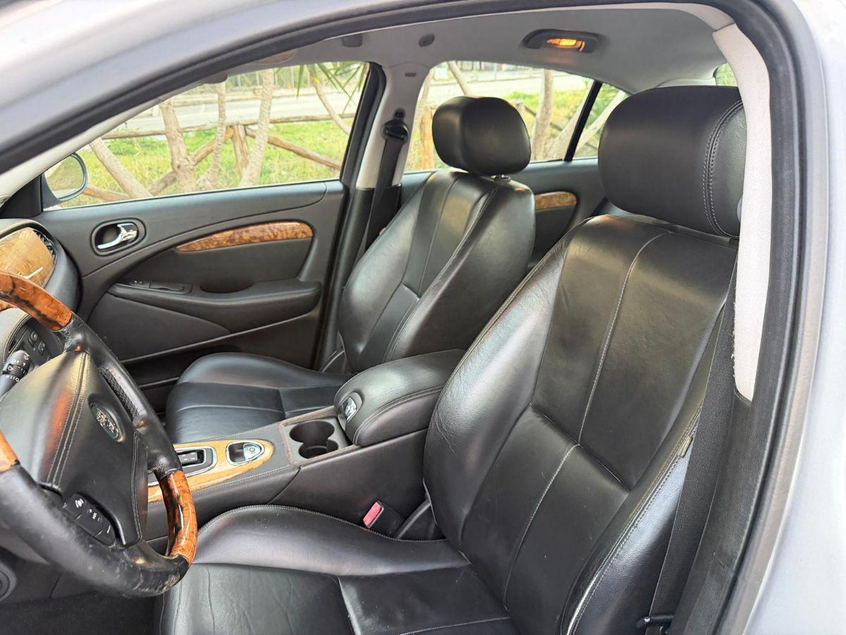 JAGUAR - S-Type - 2.7 diesel V6 Executive