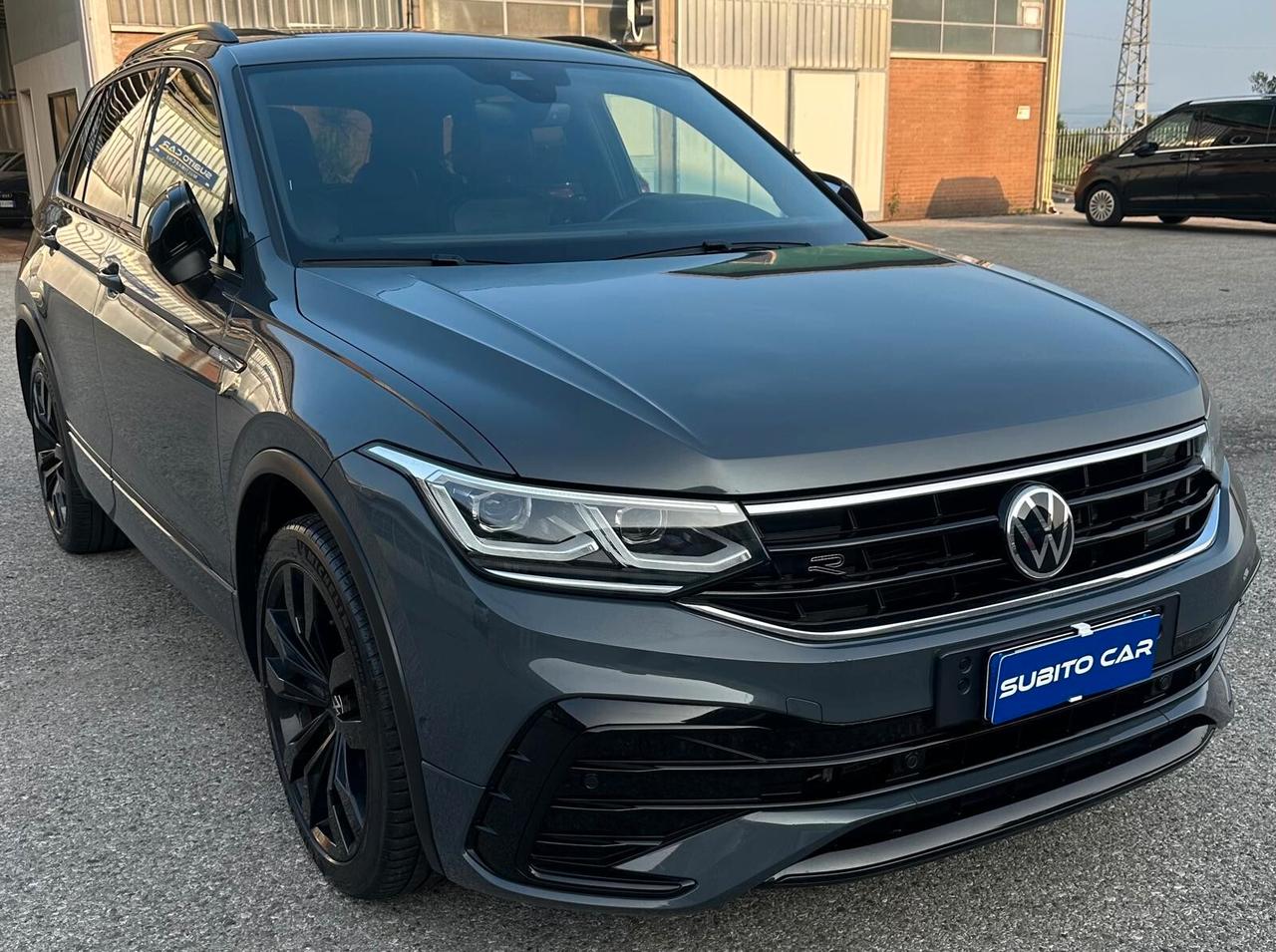 Volkswagen Tiguan 2.0 TDI 200 CV SCR DSG 4MOTION R-Line TETTO APRIBILE SEDILI IN PELLE TOTALE