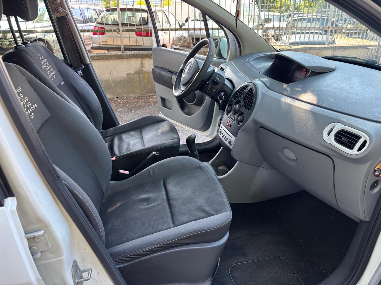 Renault Modus Grand 1.2 16V Live