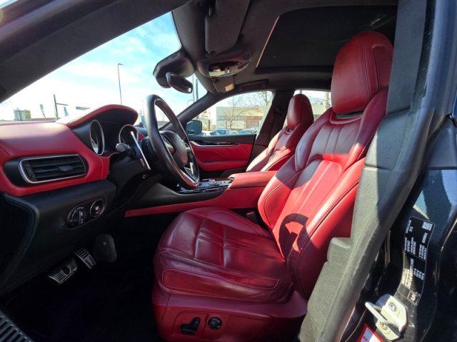 MASERATI Levante V6 Diesel 275 CV AWD Gransport PERMUTE