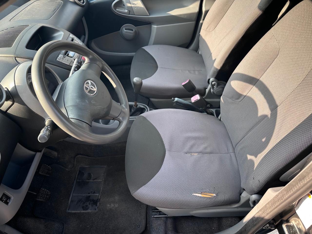 Toyota Aygo 1.0 12V VVT-i 5 porte Sol*NEOPATENTATI