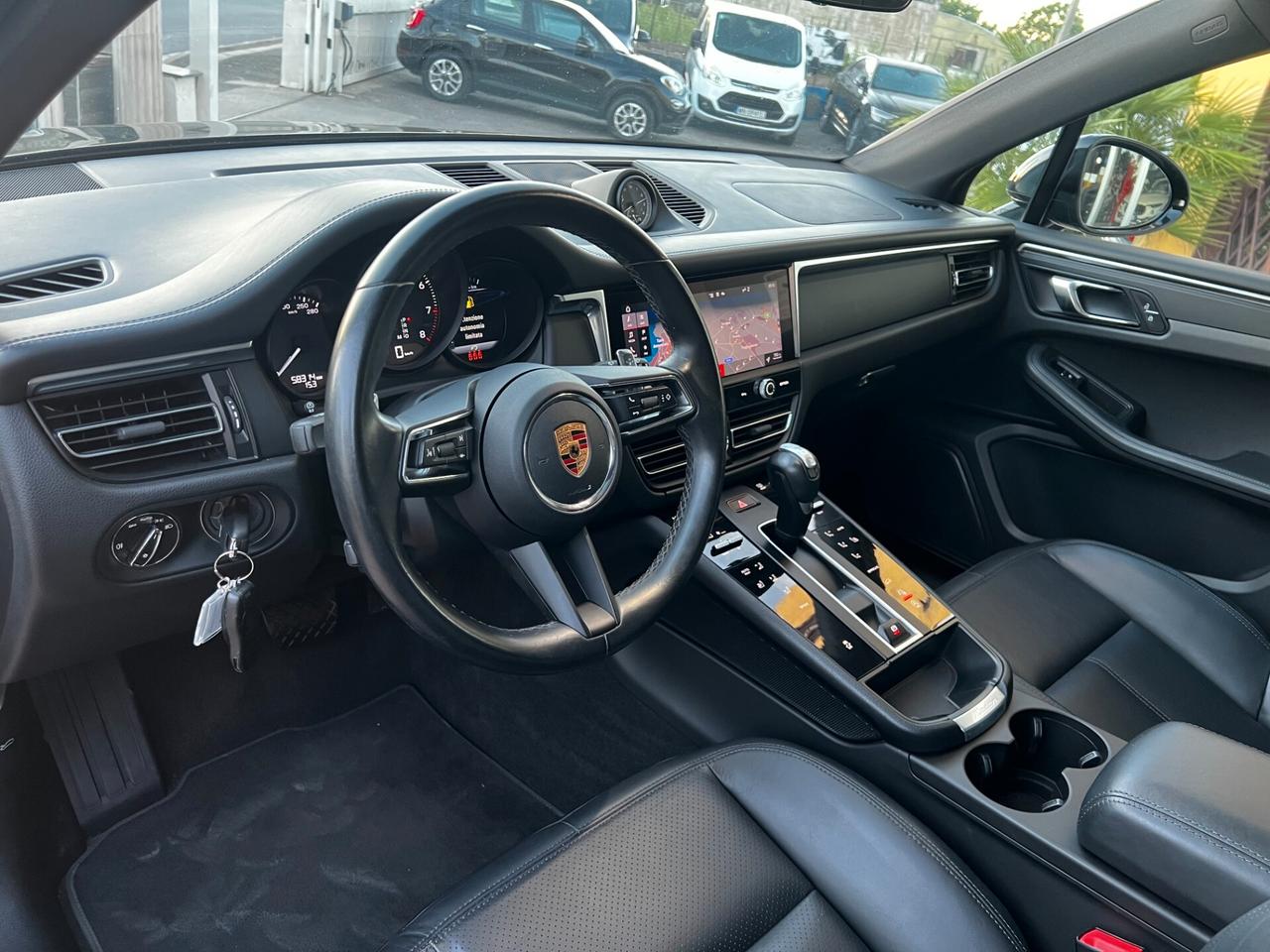 Porsche Macan 2.0 265- TOTAL BLACK-TETTO-2022