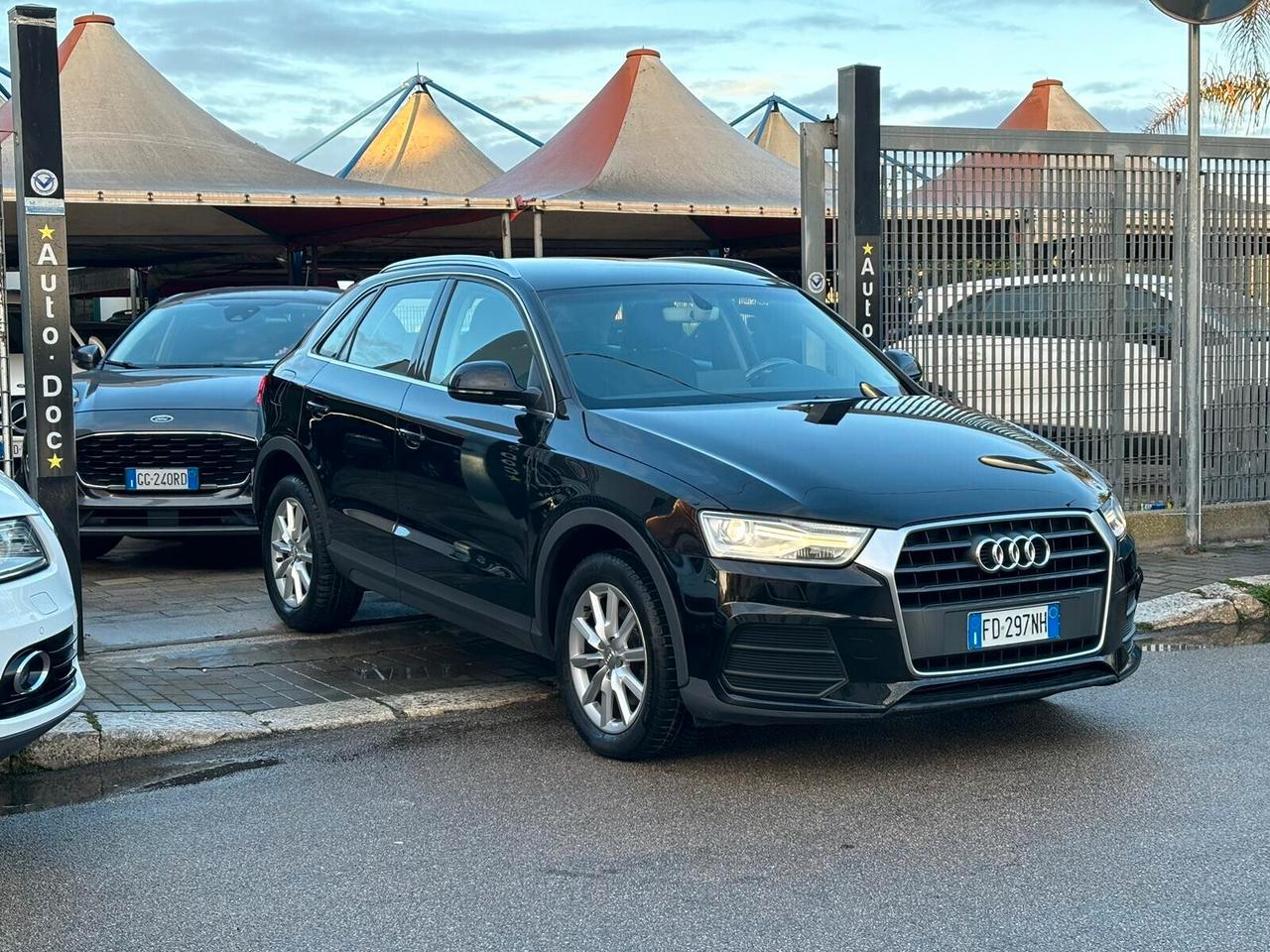 Audi Q3 2.0 TDI 120cv NEOPATENTATI - 2016