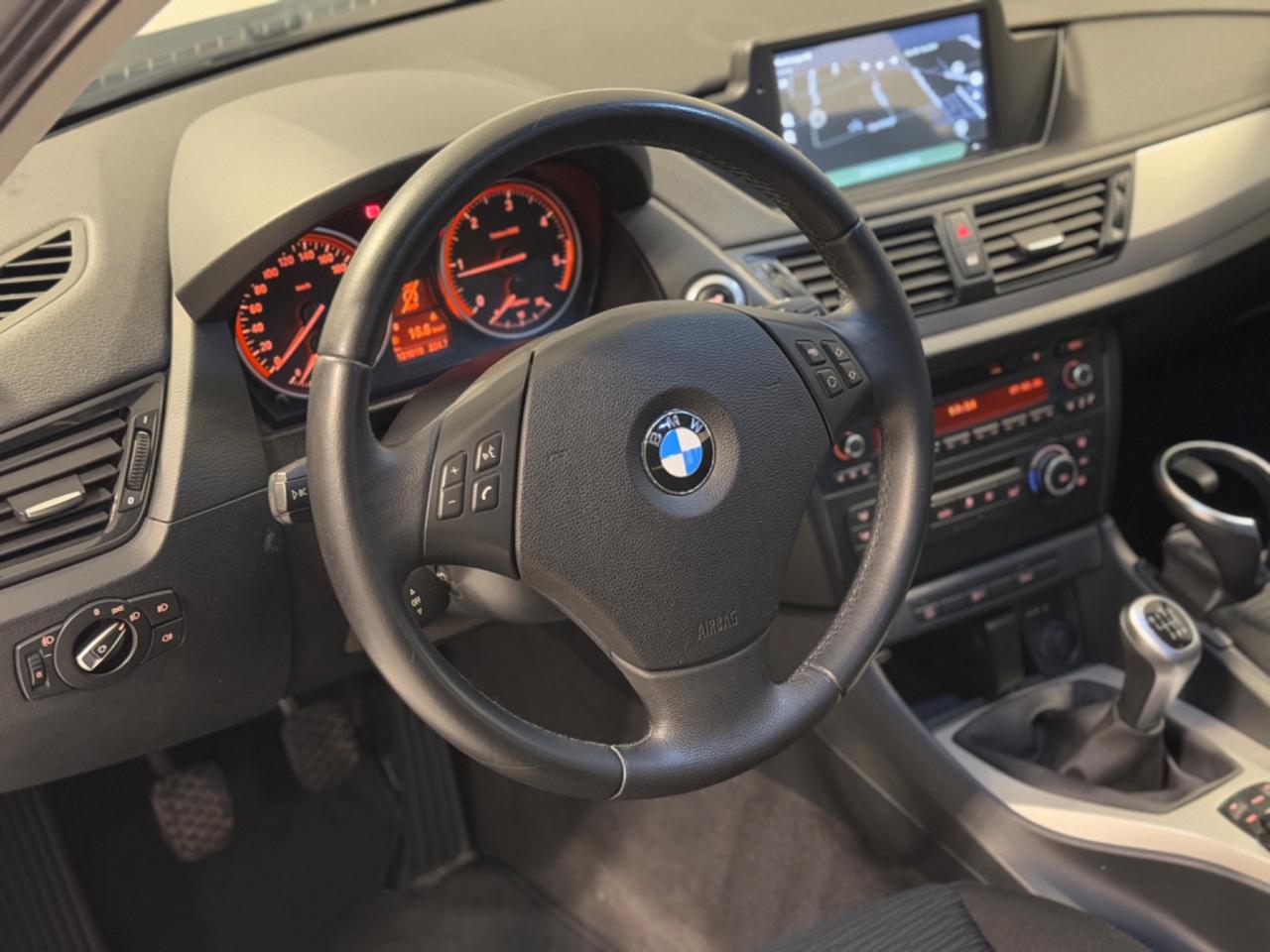 Bmw X1 sDrive16d TELECAMERA, NAVI, BLUETOOTH!