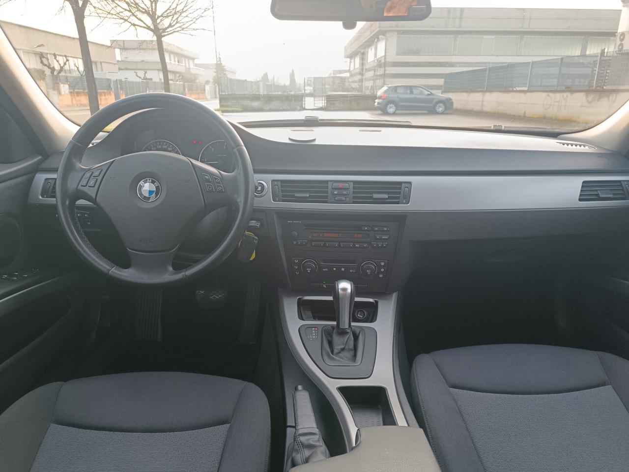 Bmw 320 TDI AUTOMATICO SOLAMENTE 159.000 KM