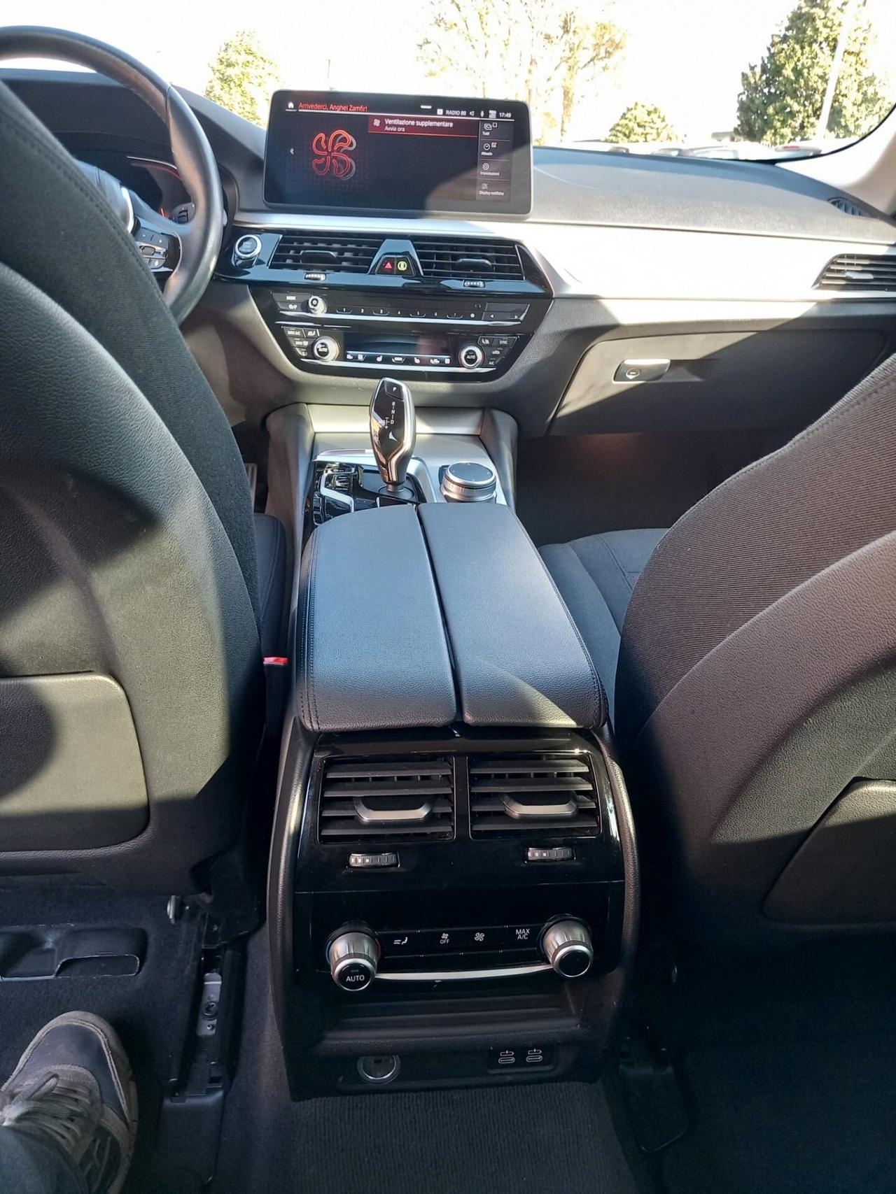 Bmw 520 520d xDrive Business