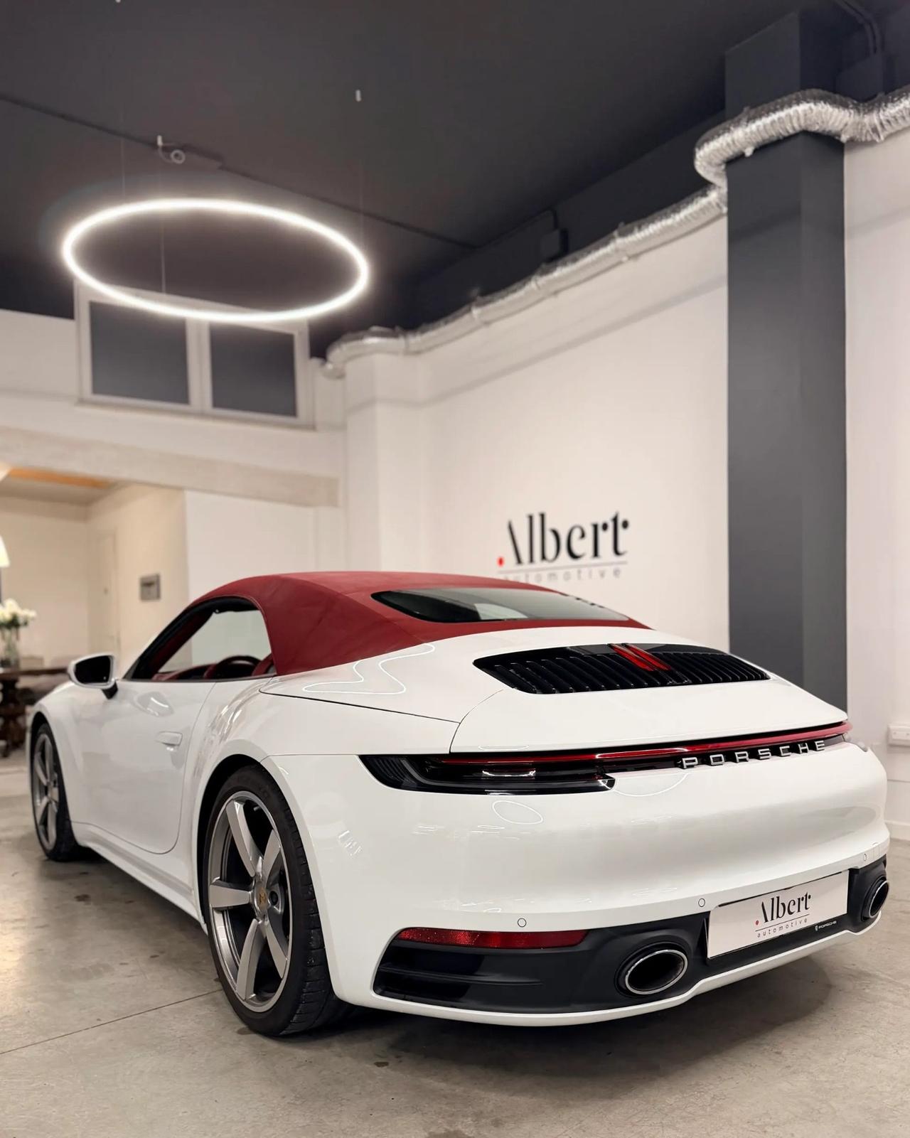 Porsche 911 Carrera Cabriolet