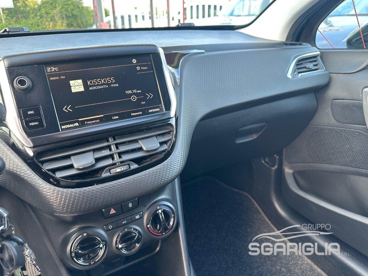 PEUGEOT 2008 1.6 HDI ALLURE