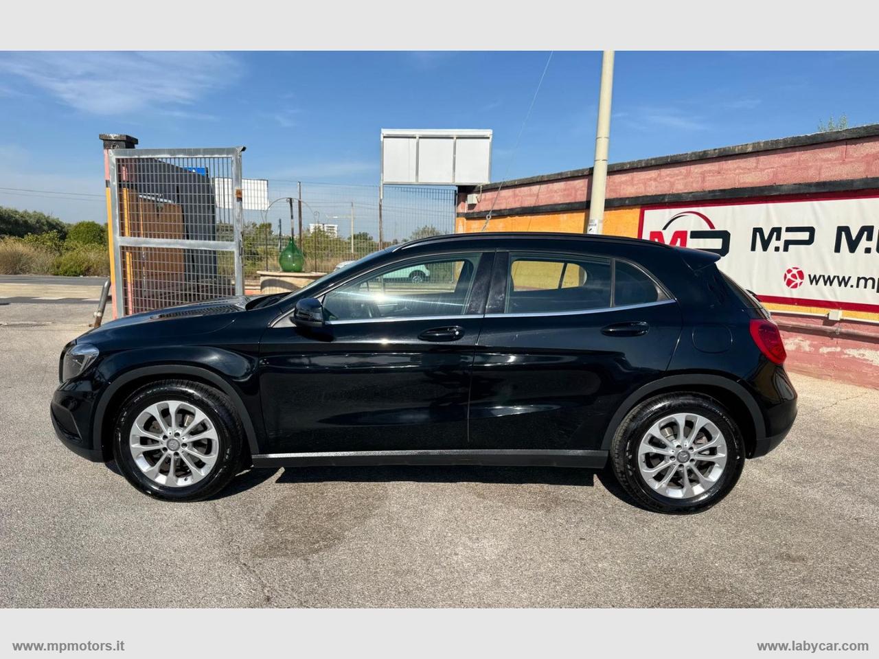 MERCEDES-BENZ GLA 180D AUTOMATIC SPORT 1.5 109CV