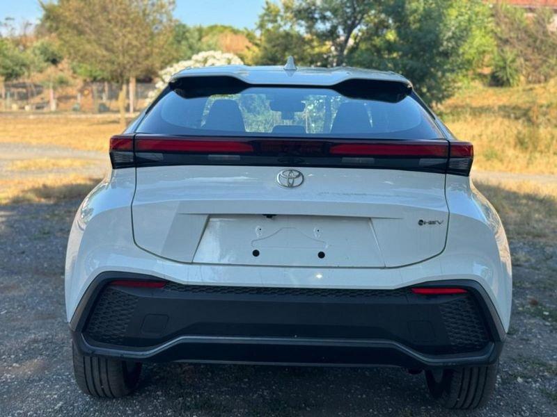 Toyota C-HR 1.8“NEW MODEL KM ZERO“