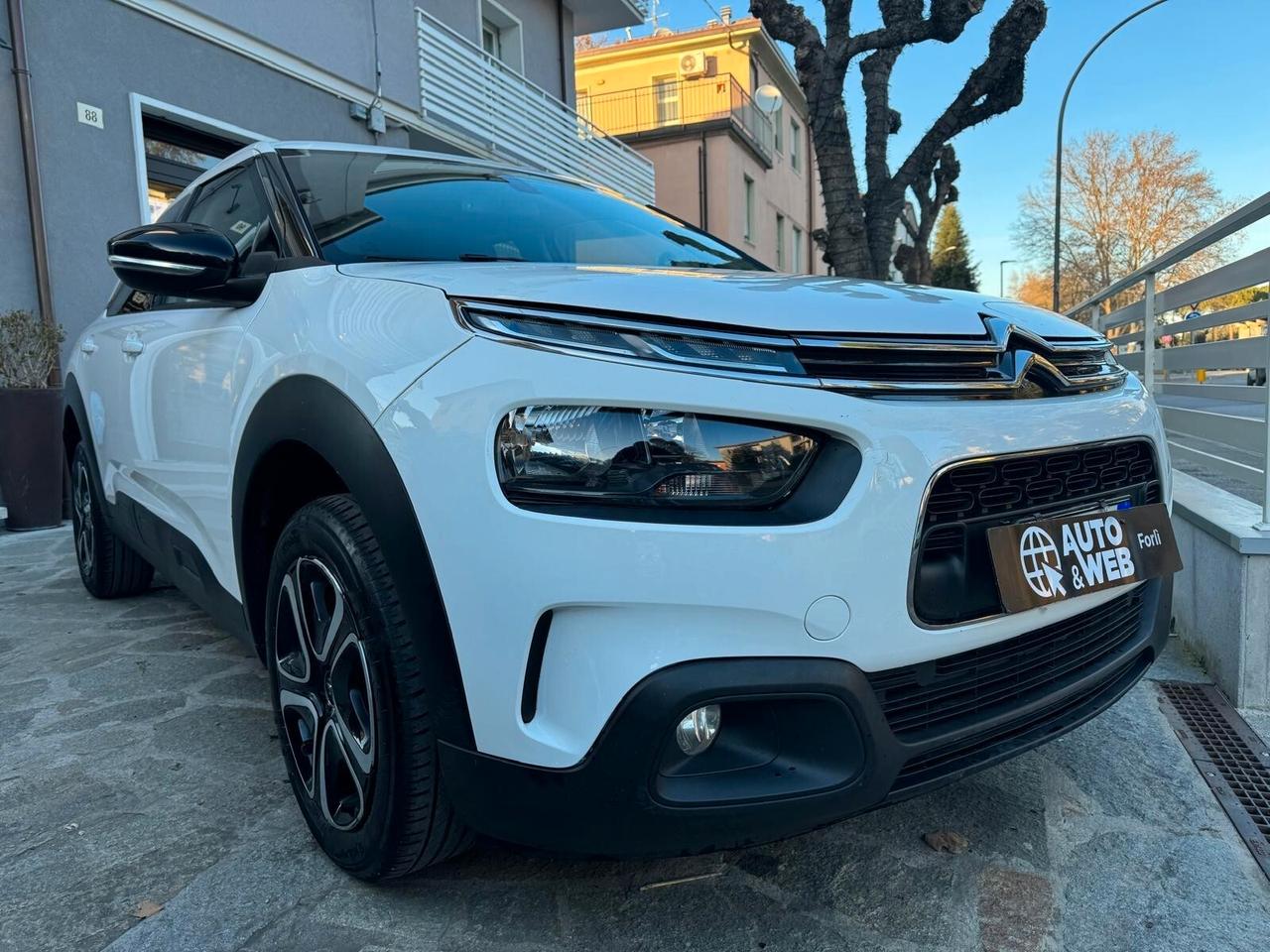 CITROEN C4 CACTUS BlueHDI 120 EAT6 SHINE P. NEOP.