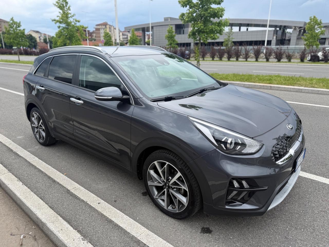 Kia Niro 1.6 GDi DCT HEV Urban