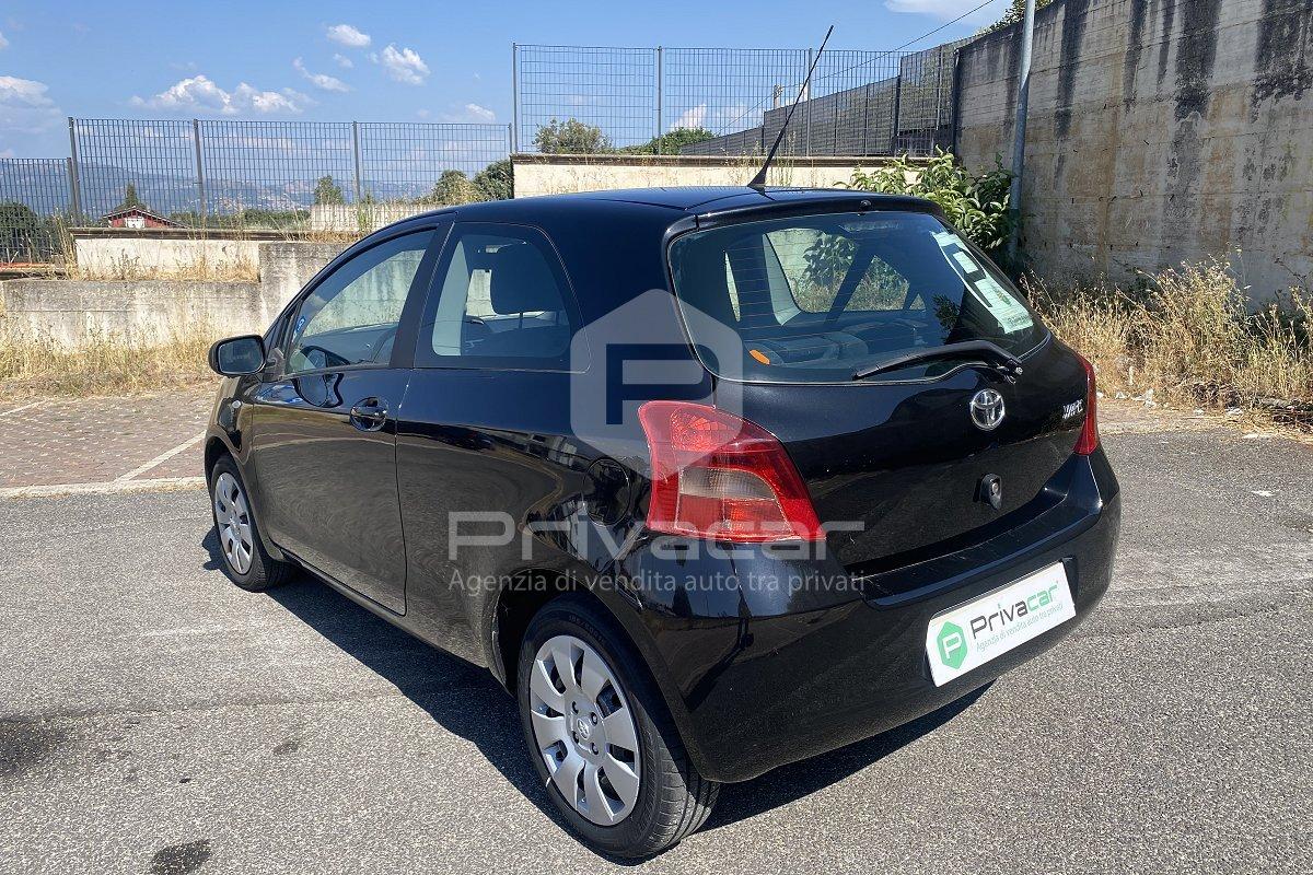 TOYOTA Yaris 1.0 3 porte Sol