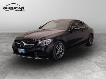 Mercedes-Benz Classe C-C205 2018 Coupe - C Coupe 220 d Premium auto