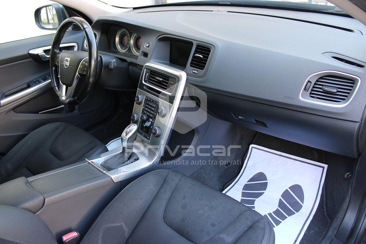 VOLVO S60 D3 Geartronic Momentum