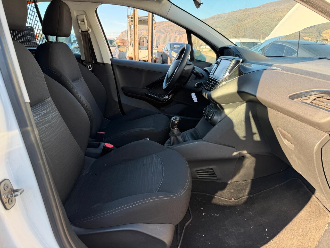 PEUGEOT 208 VAN 2019 1.5 DIESEL 102 CV *LEGGI